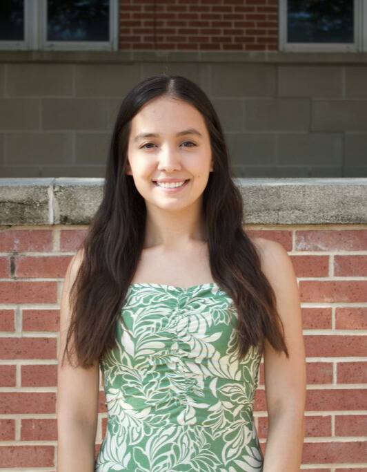 Madison Peters Headshot